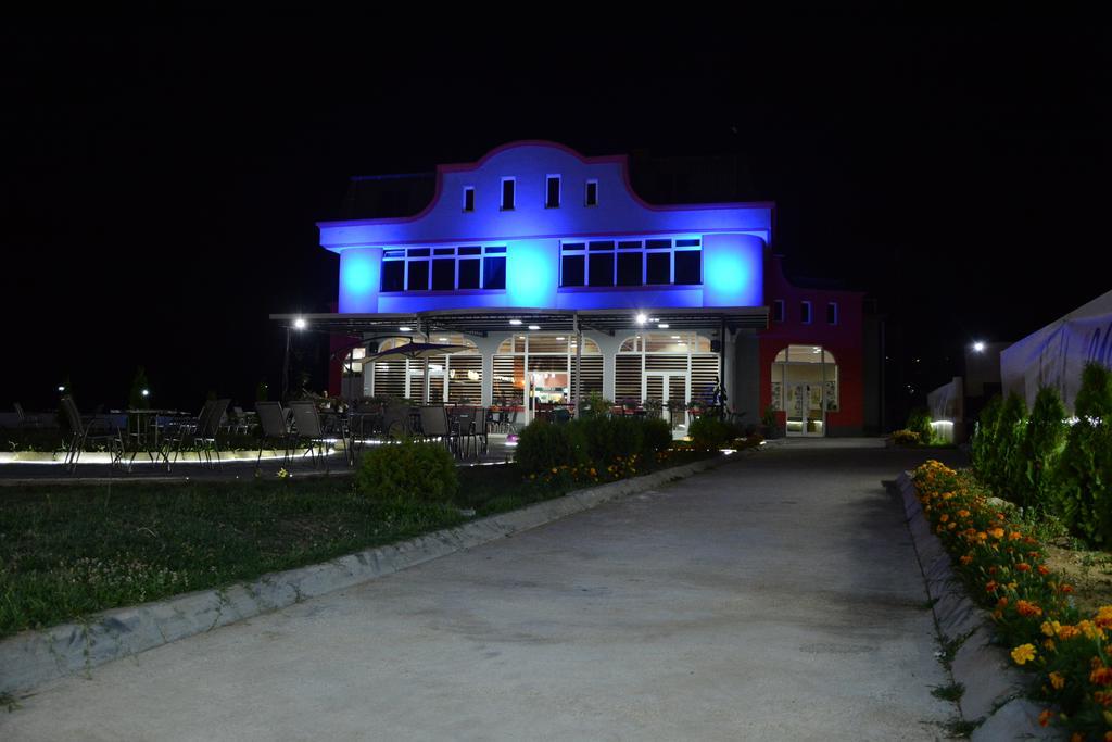Villa Grand Bitola Luaran gambar