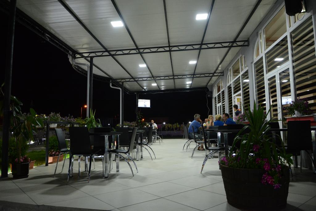 Villa Grand Bitola Luaran gambar